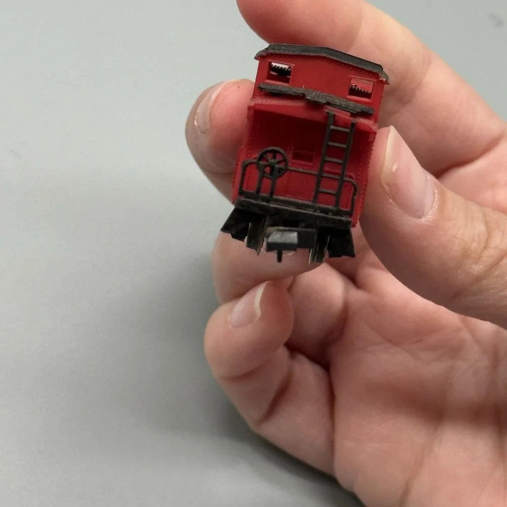 Vintage Bachmann N Scale Santa Fe AT&SF 3792 Red Caboose Model Train Car
